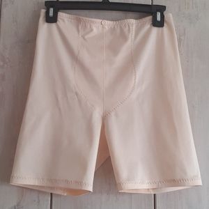 Shaper "ivette" from Barcelona 9/52. Never used